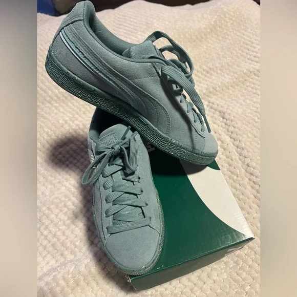 Puma Shoes Brand New Puma Suede Mono Triplex Jr Poshmark